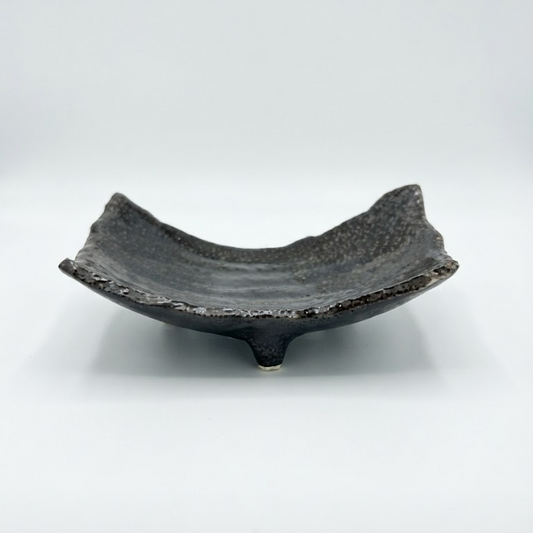 Yuzu Kuro Three-Footed Ceramic Kokedama Tray – Made in Japan