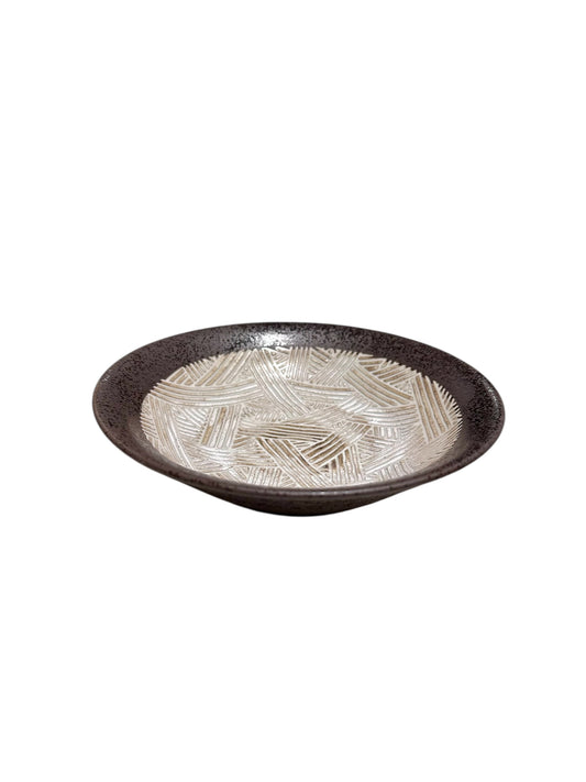 Wafu Textured Ceramic Dish – Deep Kokedama Tray (6.5")