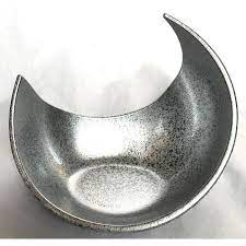 Japan made, beautiful earth Silver half moon shape kokedama saucer.  It is good saucer for small Kokedama.