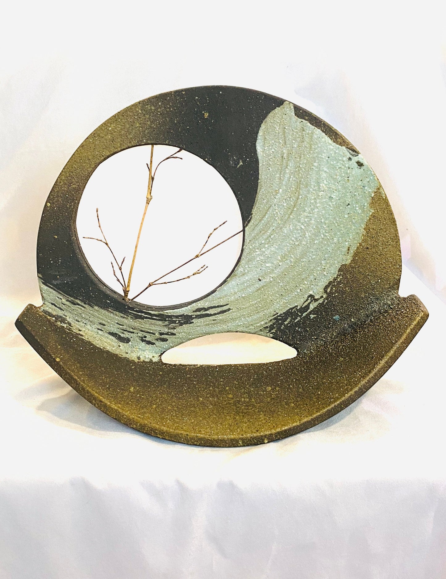 信楽焼 Kokedama decoration plate with full moon view design, Japanese Shigaraki ware with lights.