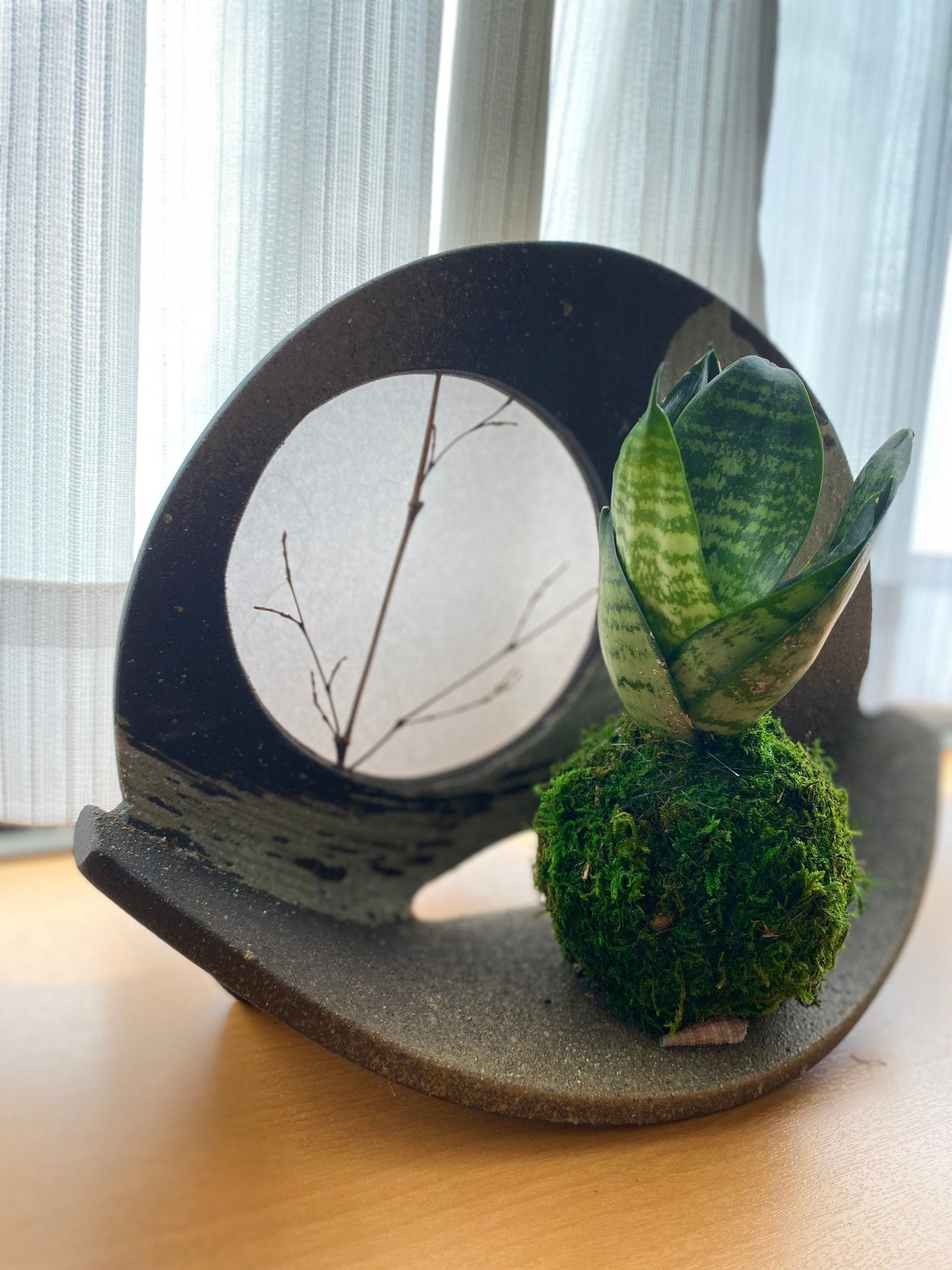信楽焼 Kokedama decoration plate with full moon view design, Japanese Shigaraki ware with lights.