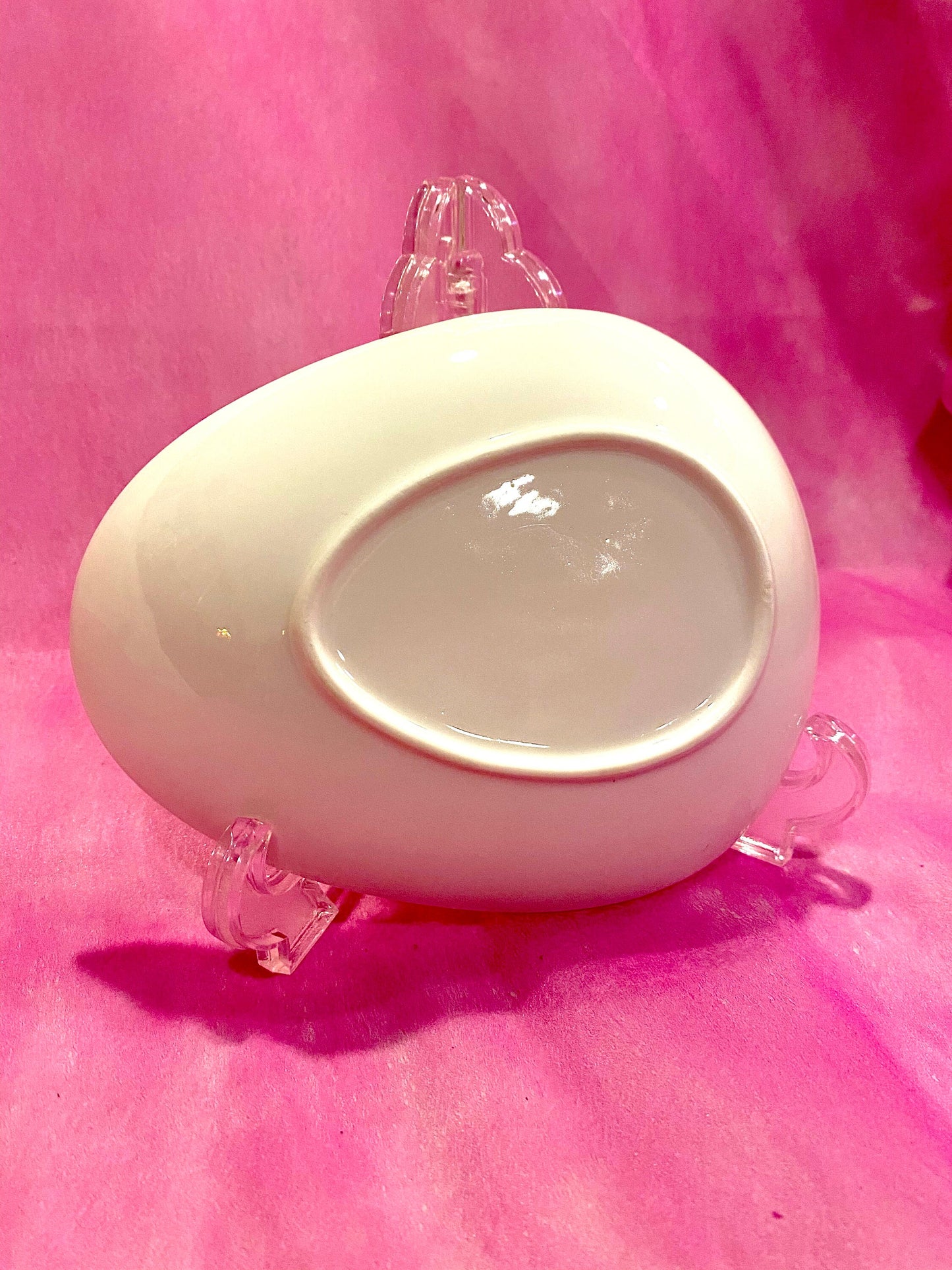 Egg shape ceramic bowl, cute decoration, good for small to medium kokedama 6" x 5"