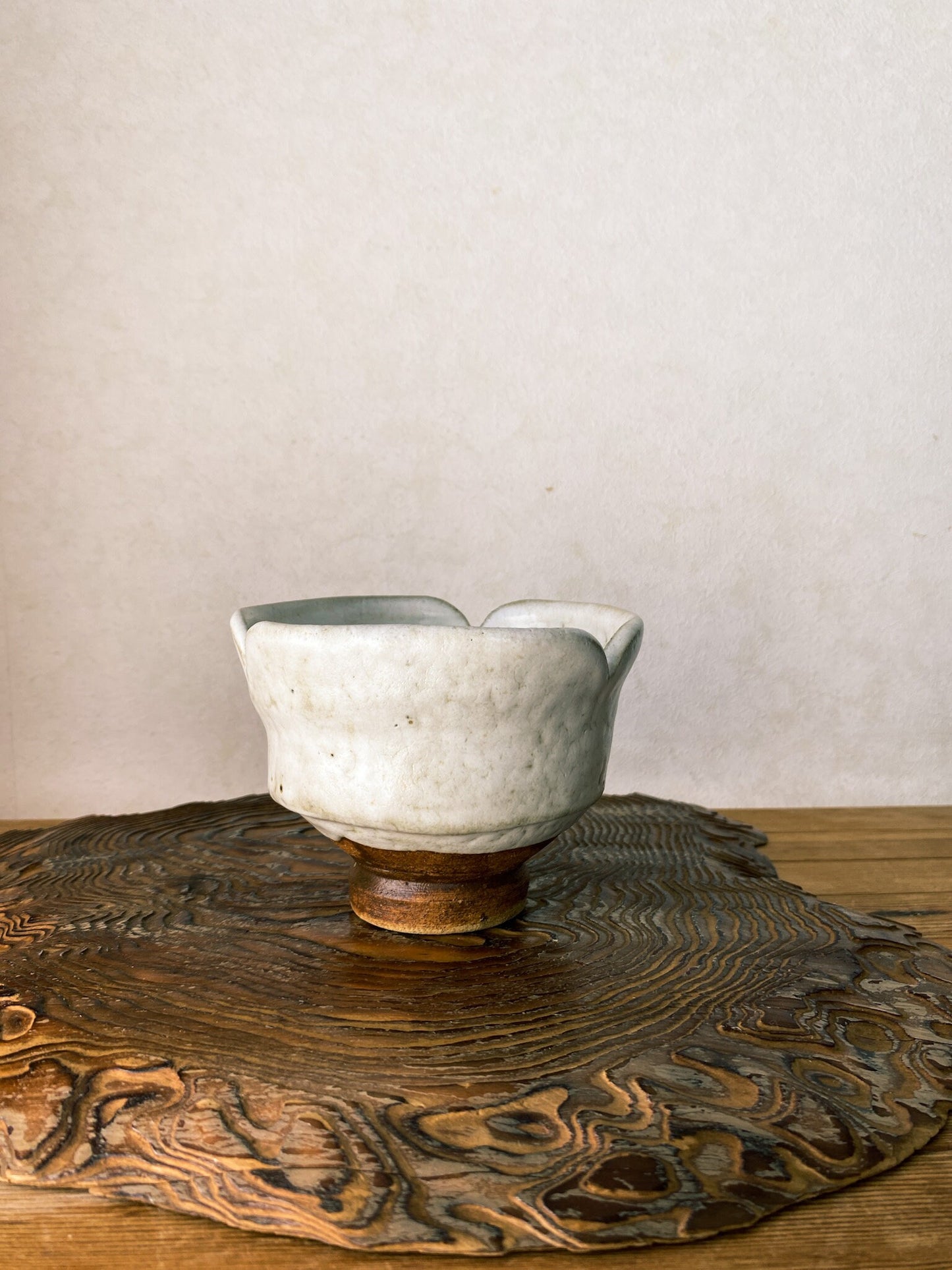 粉引 茶碗 Japanese Ceramic Saucer, Shigaraki Ware, Kohiki, Size 4.3" diameter 3.35" height