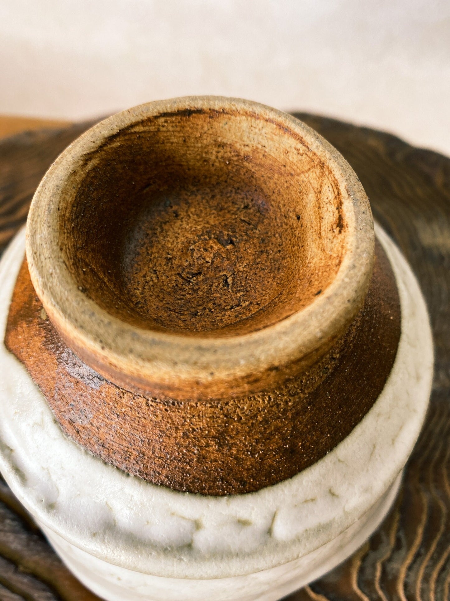 粉引 茶碗 Japanese Ceramic Saucer, Shigaraki Ware, Kohiki, Size 4.3" diameter 3.35" height