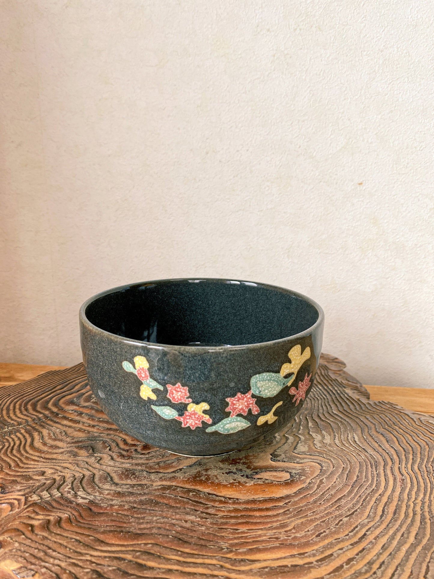 Ceramic wafu-Japanese autumn leaf design medium bowl, two size, 5" x 3.15" deep and 5.5" x 3.15" deep