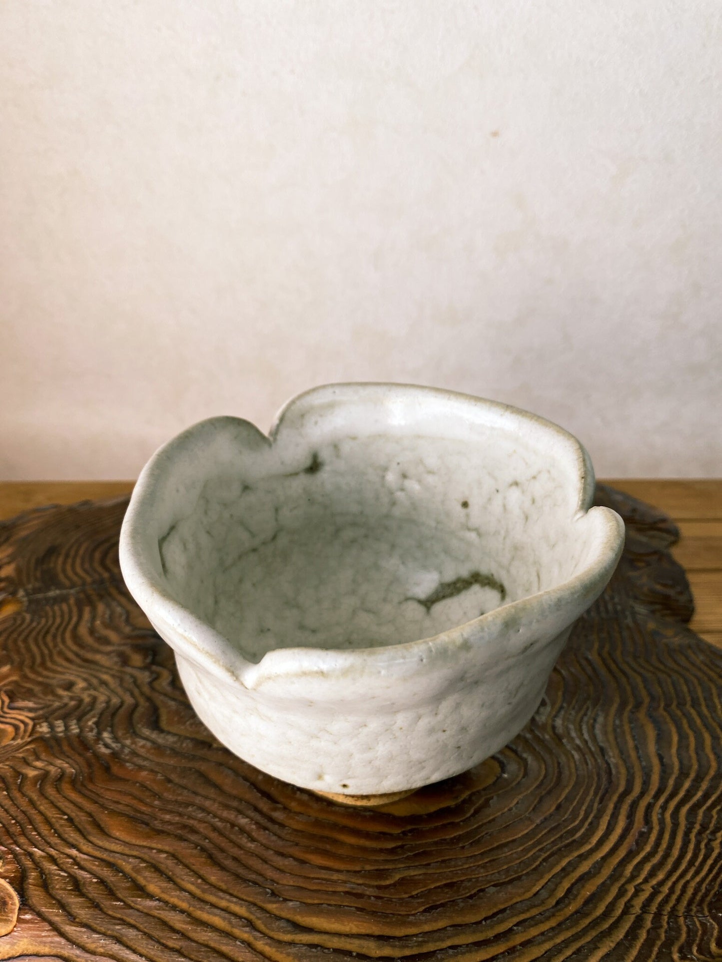 粉引 茶碗 Japanese Ceramic Saucer, Shigaraki Ware, Kohiki, Size 4.3" diameter 3.35" height