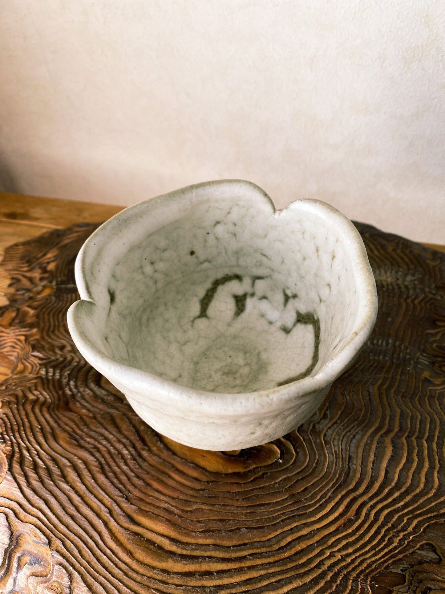 粉引 茶碗 Japanese Ceramic Saucer, Shigaraki Ware, Kohiki, Size 4.3" diameter 3.35" height