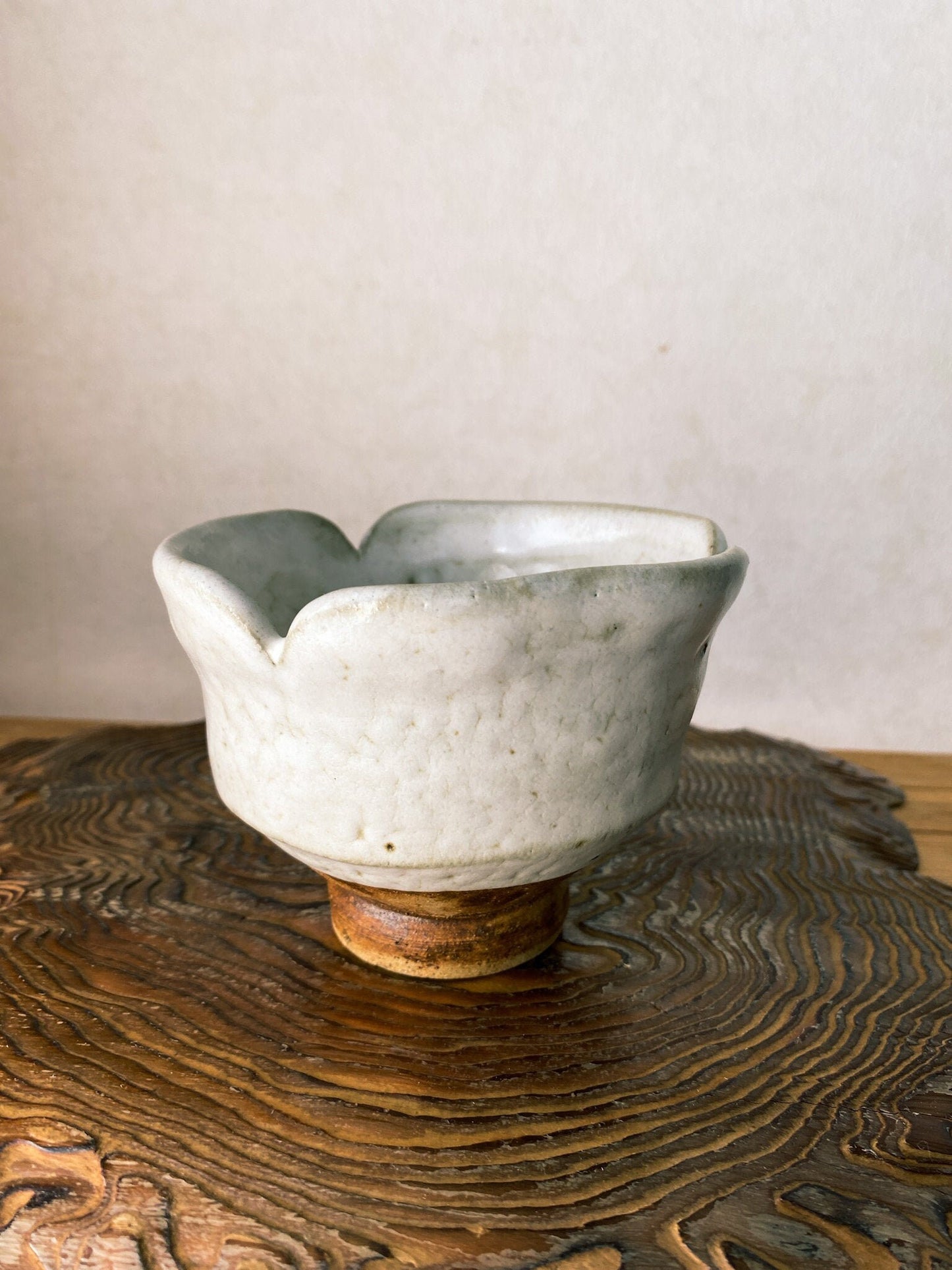 粉引 茶碗 Japanese Ceramic Saucer, Shigaraki Ware, Kohiki, Size 4.3" diameter 3.35" height