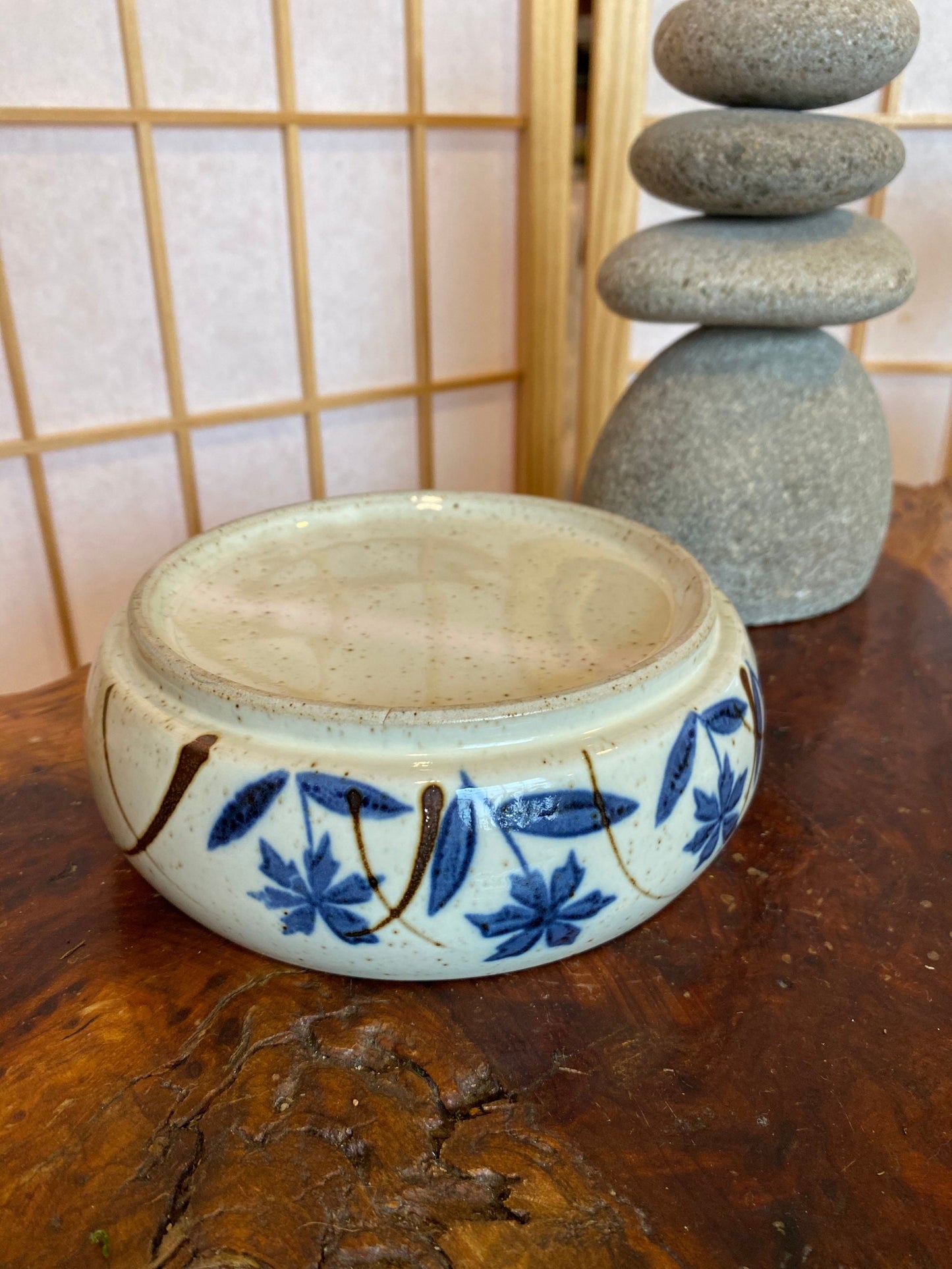 Flower sometsuke 染付, Japanese Ceramic deep Bowl, good for Medium Kokedama. Size: 6" diameter, 2.5 inch height.