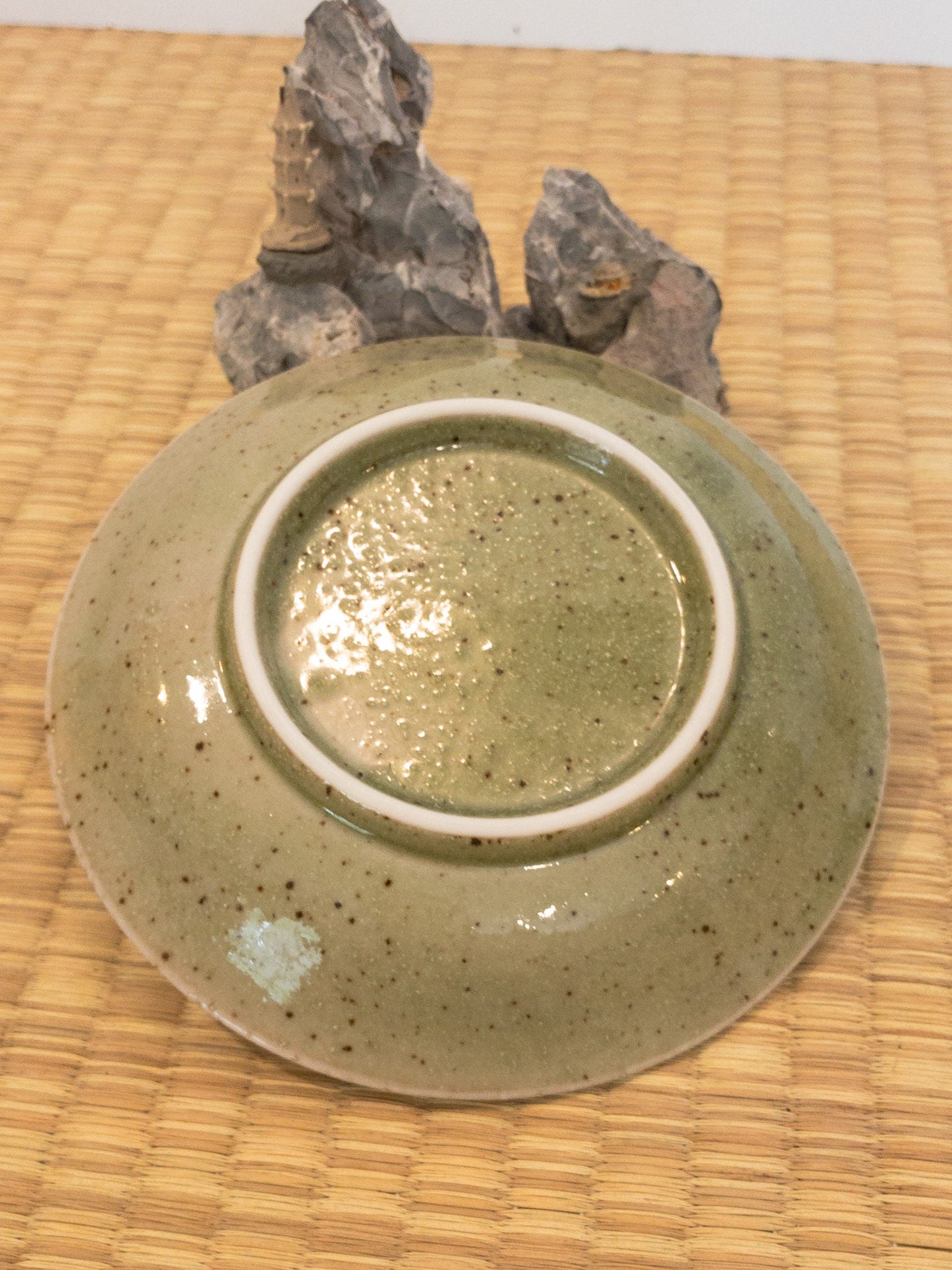 Small Japanese flower paint with wafu designed Saucer for small Kokedama Size 4.75" diameter x 1" height