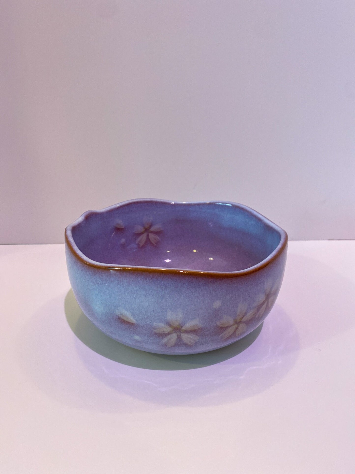 萩焼 椿秀窯 Japanese Ceramic Saucer, Hagi Yaki Ware, Chinshu-gama , Size 6.5 inch diameter x 3.25" height, comes with original box