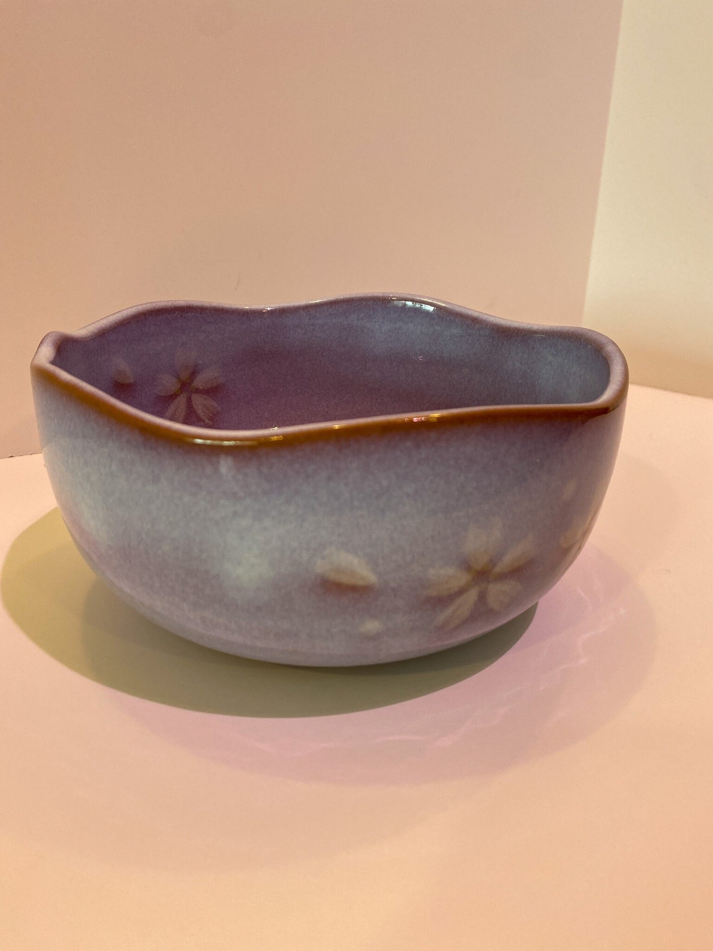 萩焼 椿秀窯 Japanese Ceramic Saucer, Hagi Yaki Ware, Chinshu-gama , Size 6.5 inch diameter x 3.25" height, comes with original box
