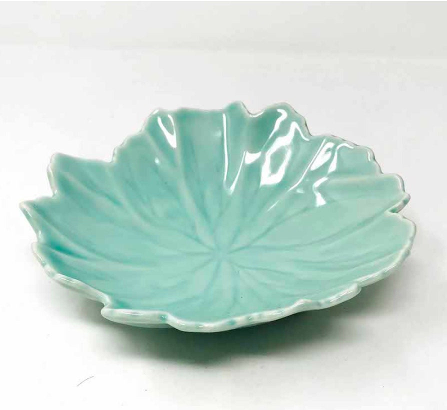 Japanese pottery Leaf designed plate, Made in Toki, Japan 7.25″ x 2.5″H