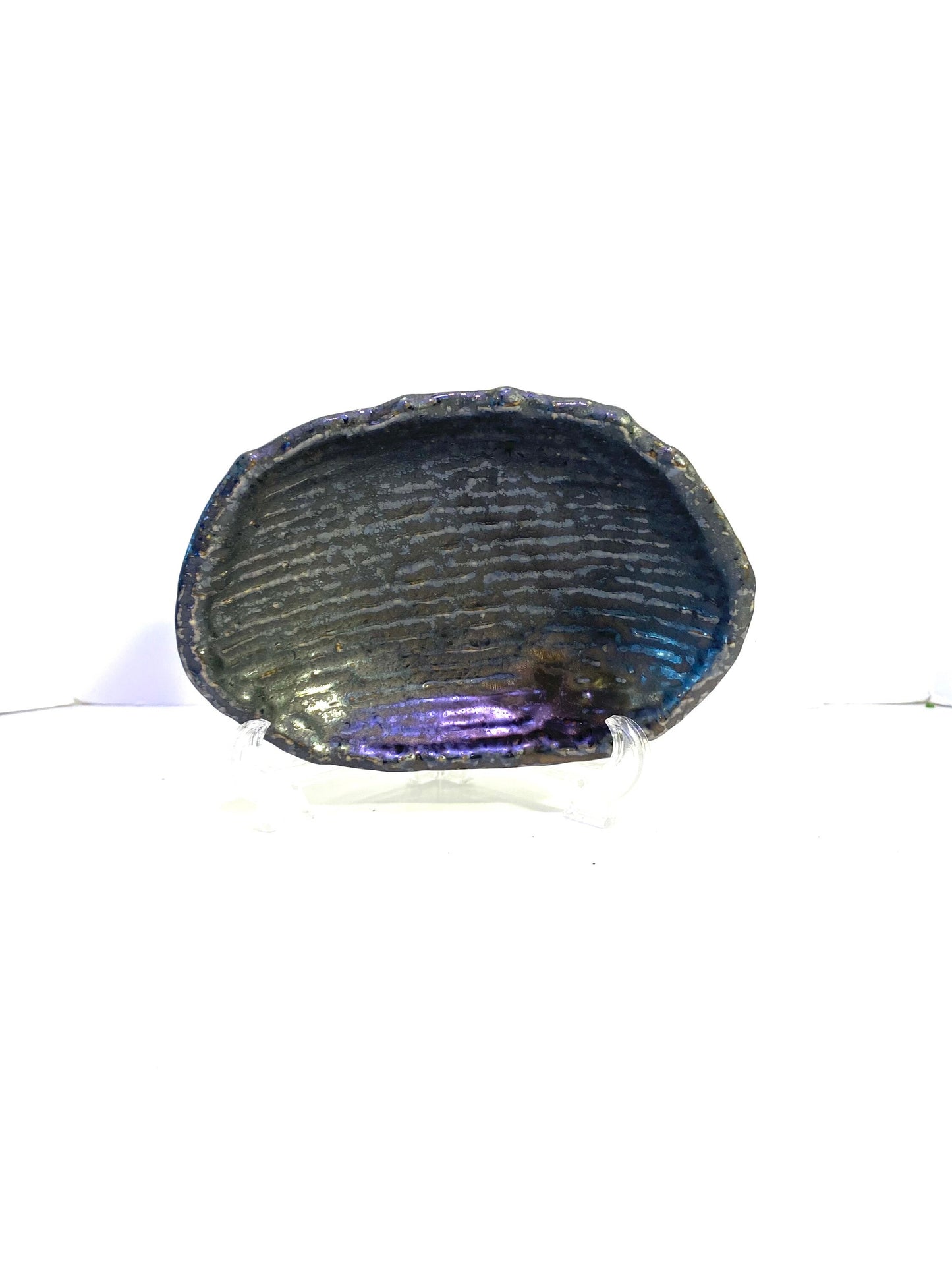 Oval black-copper color, Size 7 3/4" x 5 1/4" x 2 1/2"