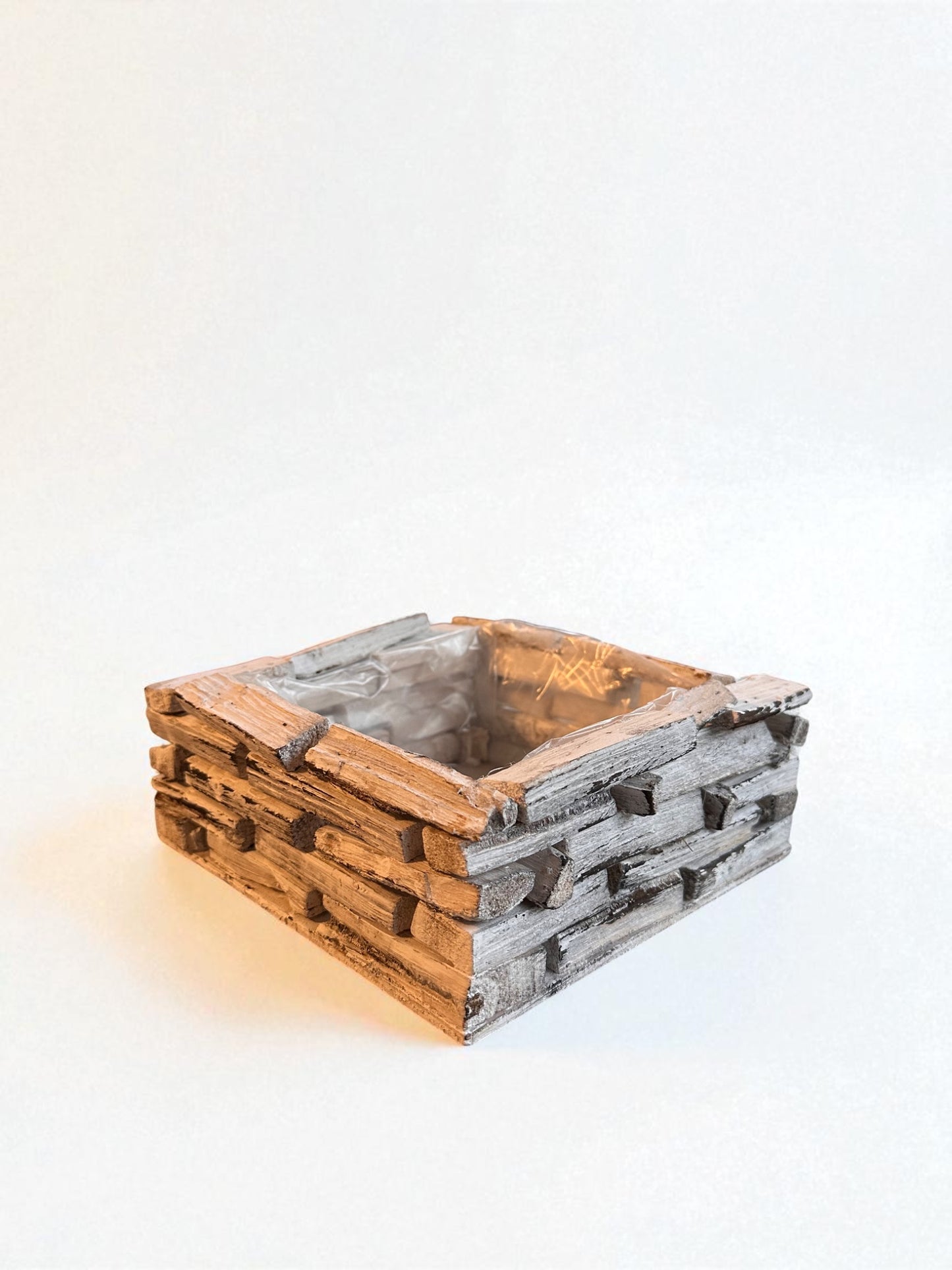 White Painted Wooden Square Plant Saucer – 6" x 6"