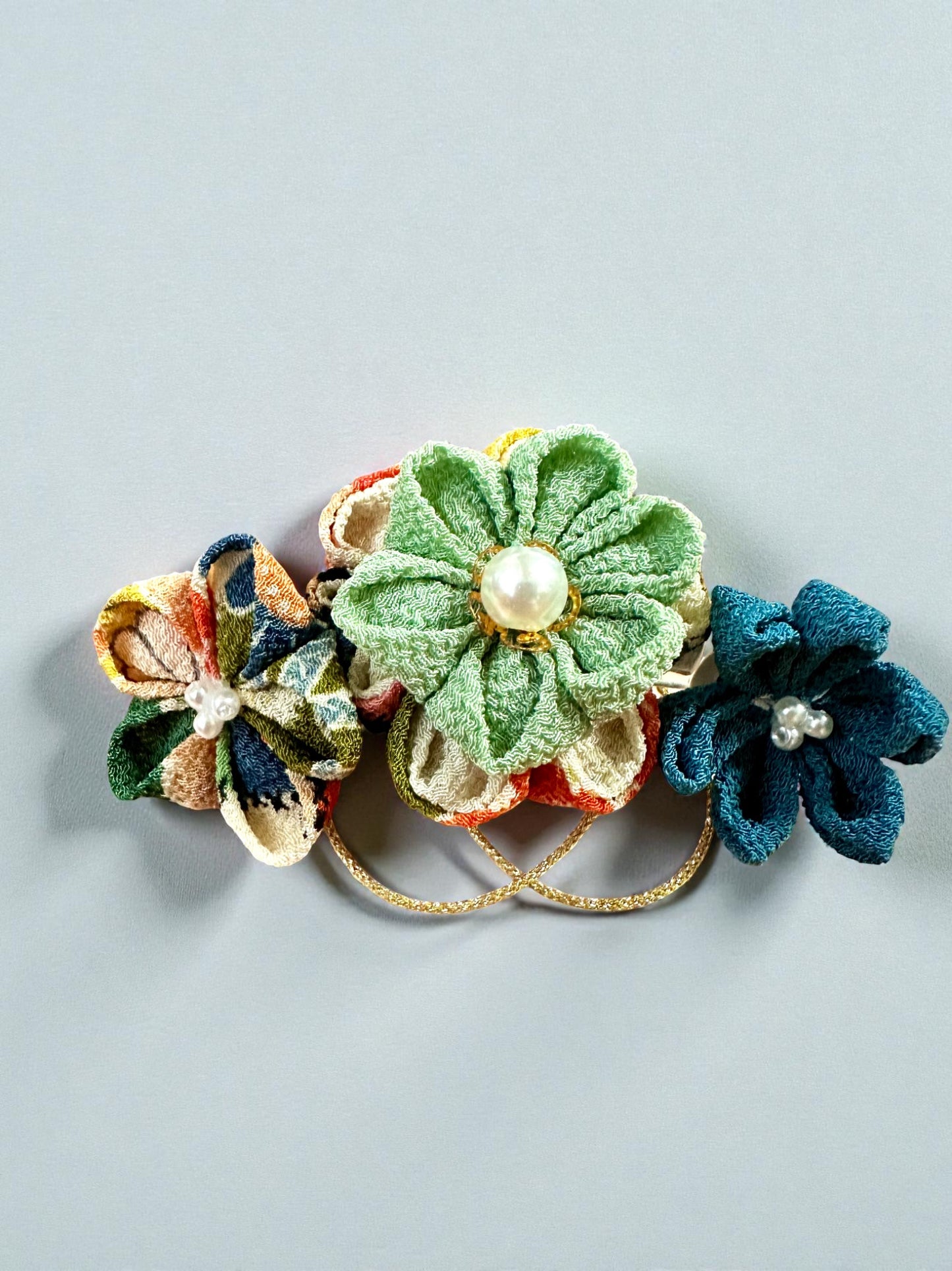 Harmony Trio – Tsumami Zaiku Flower Clip & Brooch