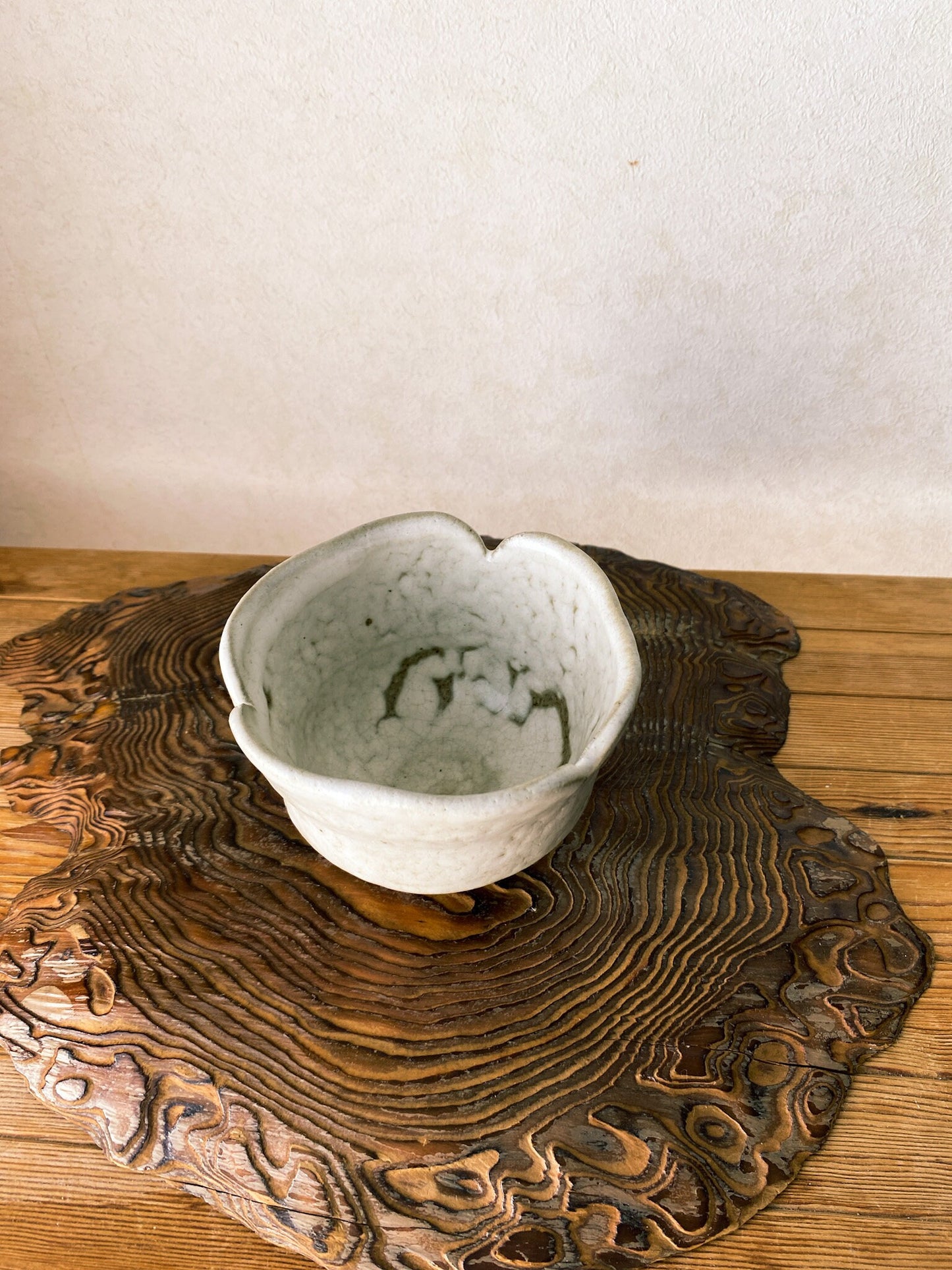粉引 茶碗　Japanese Ceramic Saucer, Shigaraki Ware, Kohiki, Size 4.3" diameter 3.35" height