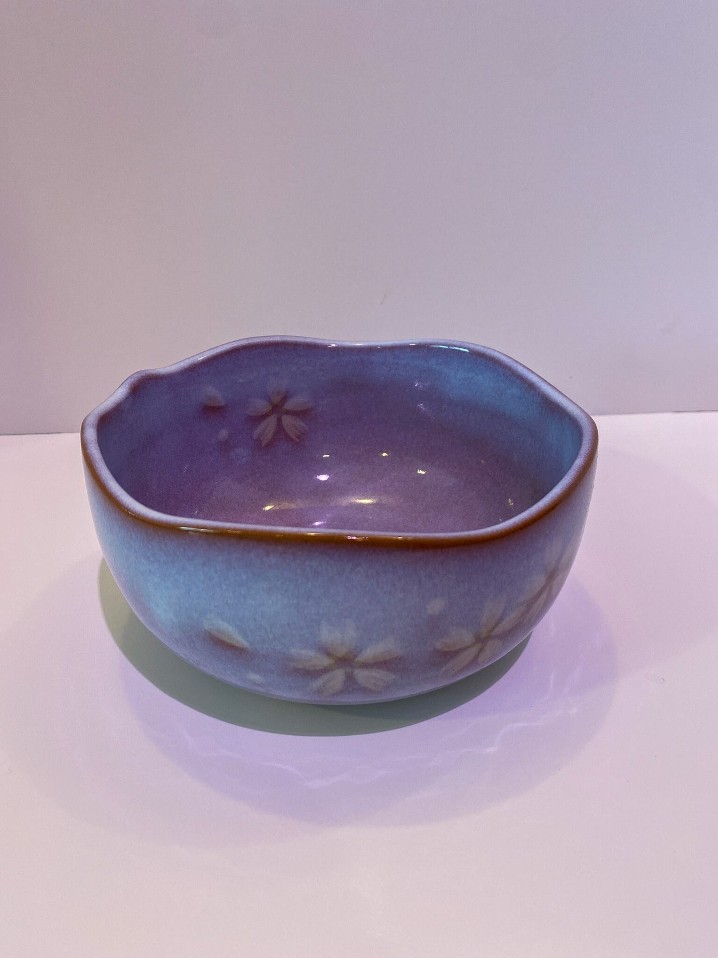 萩焼 椿秀窯　Japanese Ceramic Saucer, Hagi Yaki Ware, Chinshu-gama , Size 6.5 inch diameter x 3.25" height, comes with original box