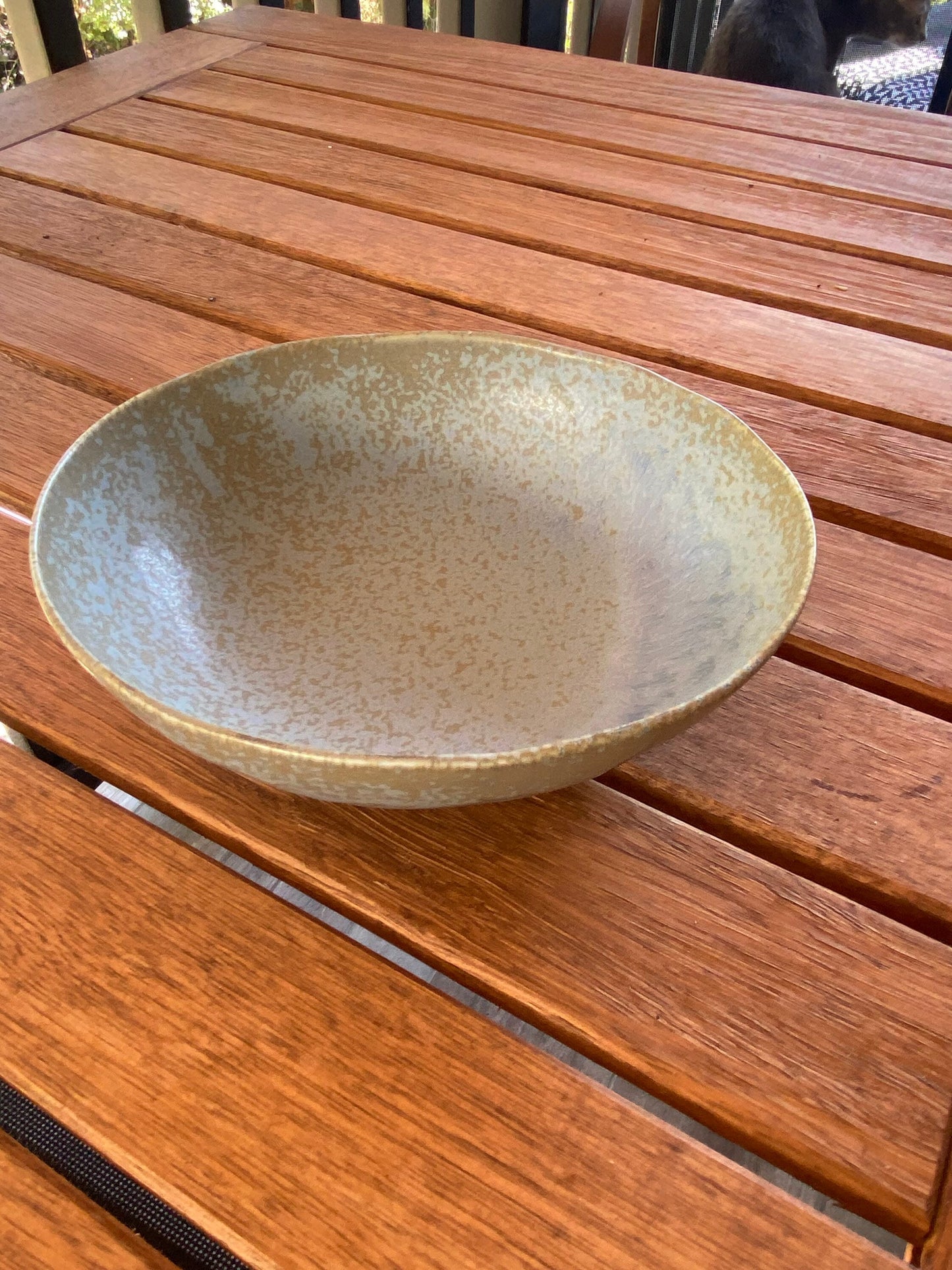 Oval ceramic wafu-Japanese style medium saucer, 8" x 7” x 2" deep