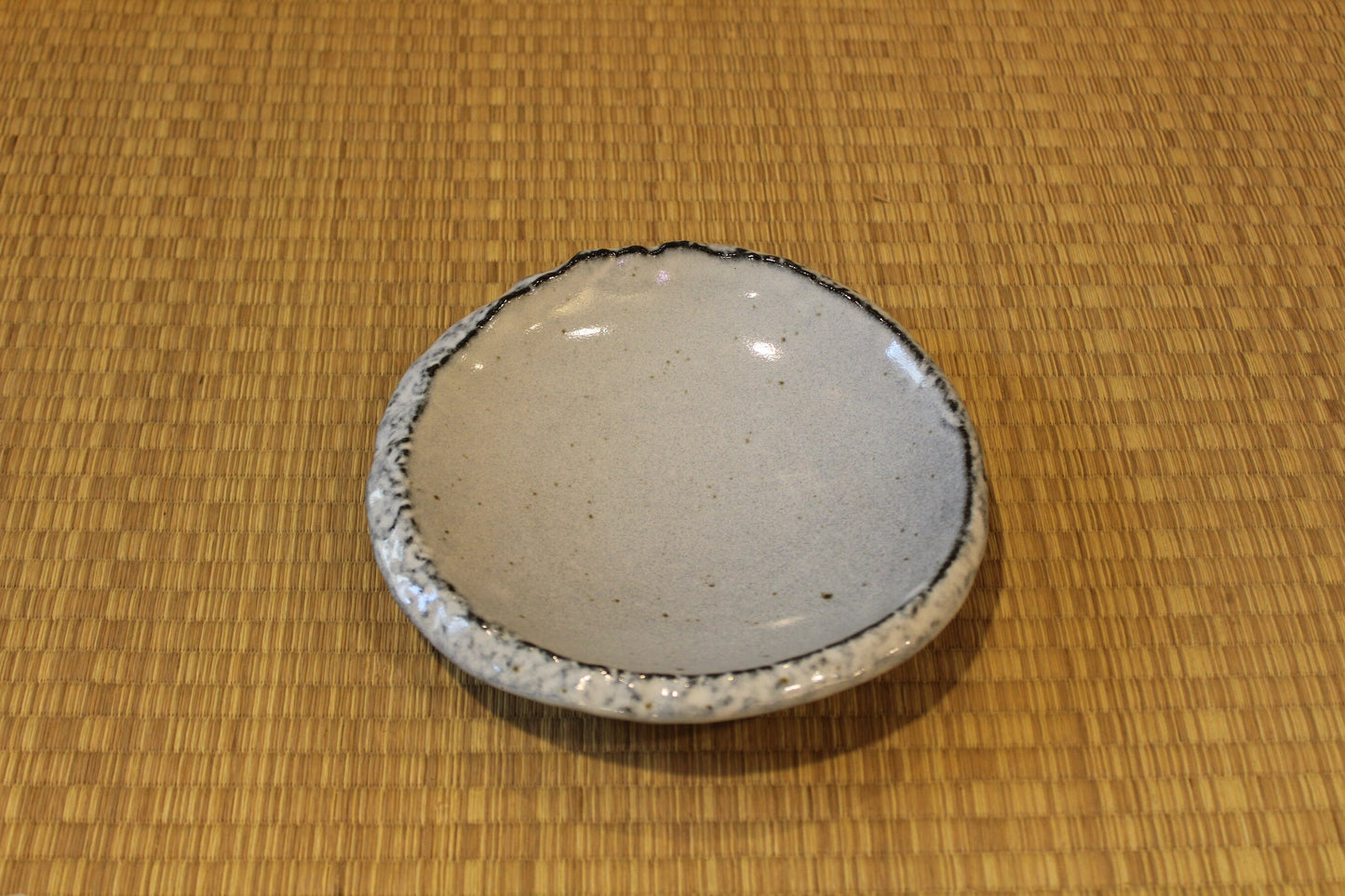 Unique roundish grazed light blue color with beautiful painting design ceramic saucers for Medium to large Kokedama. 7.5" x 7.5" x 1.25"