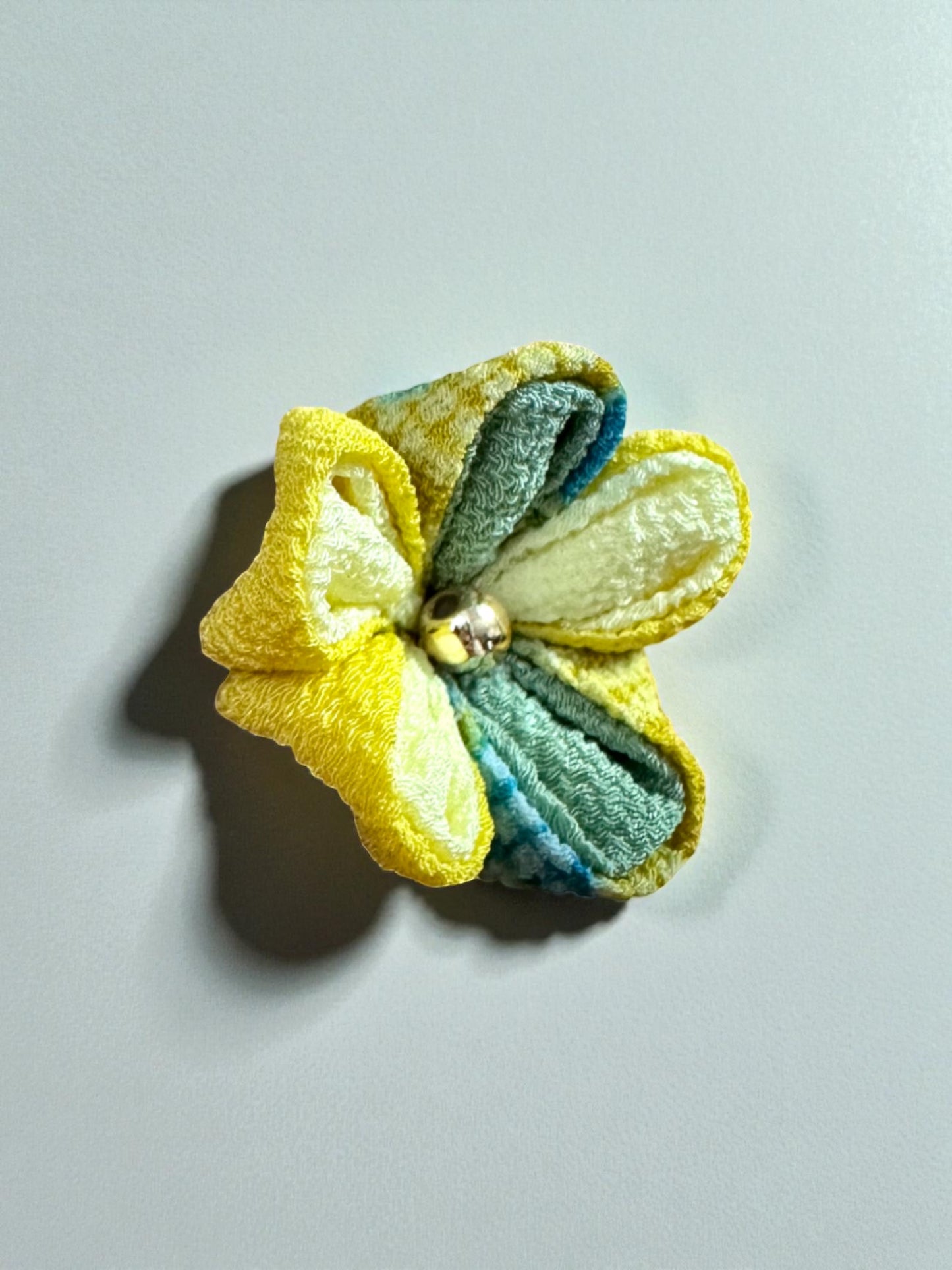 Spring Breeze – Tsumami Zaiku Flower Clip & Brooch