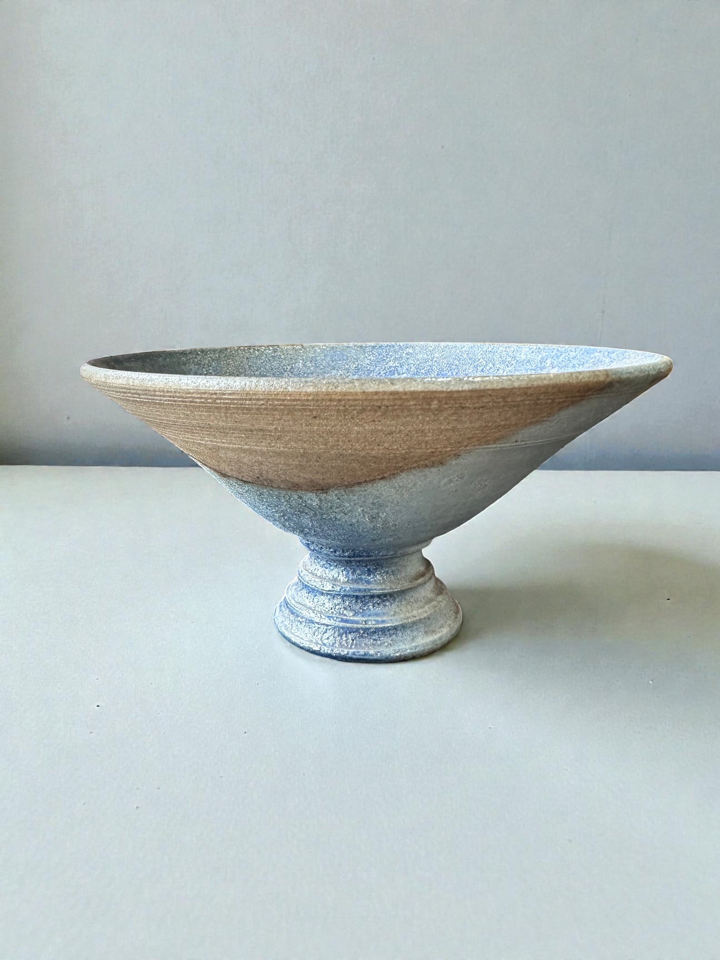 Kasama Kiln Pedestal Kokedama Saucer – Blue Ash Glaze (143mm)